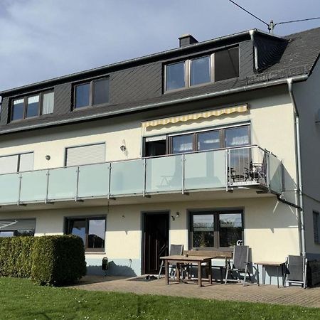 Yn E Homeie Baar  Exteriér fotografie